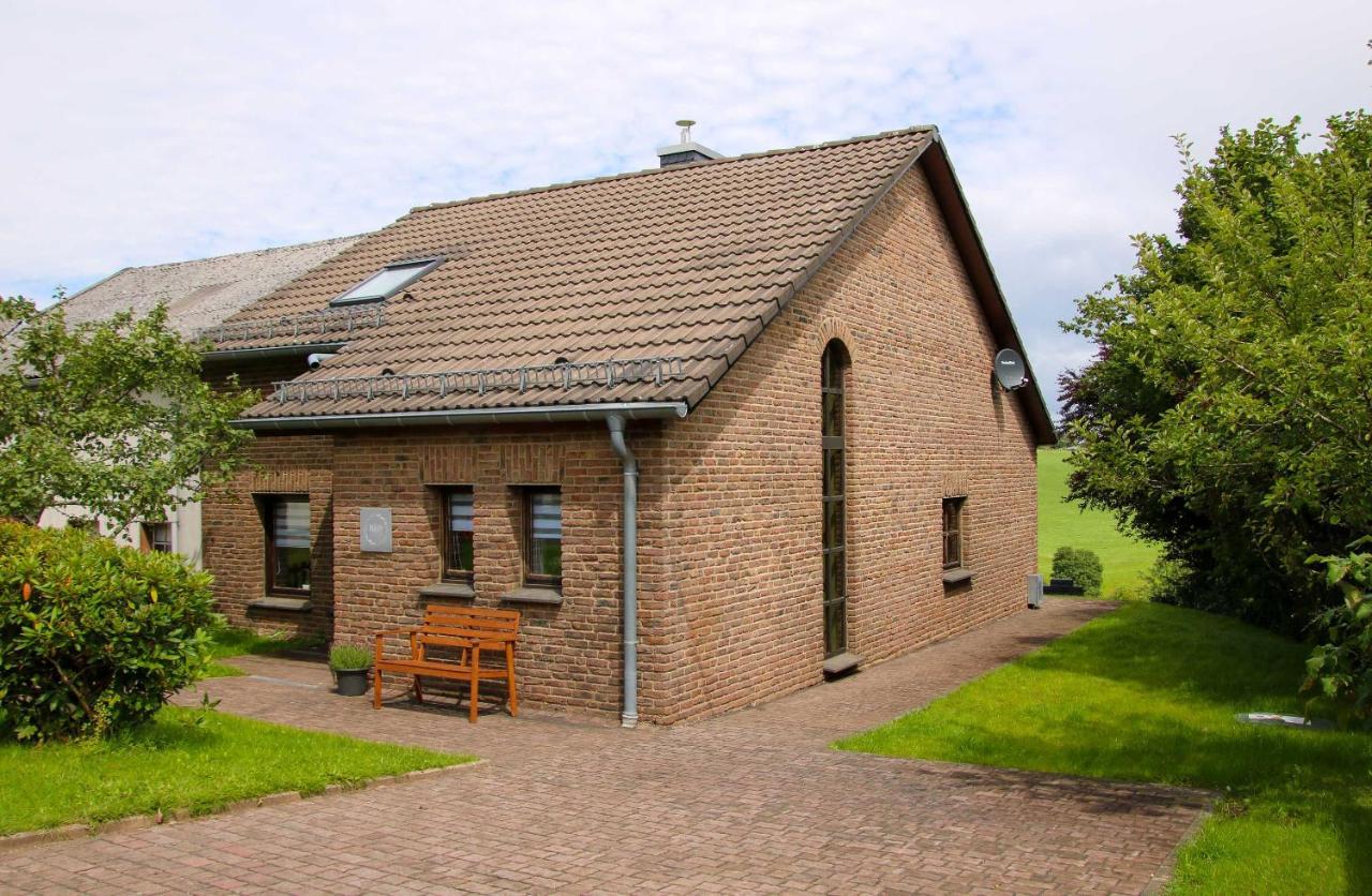 Ferienhaus Eifelnest Scheid  Bagian luar foto